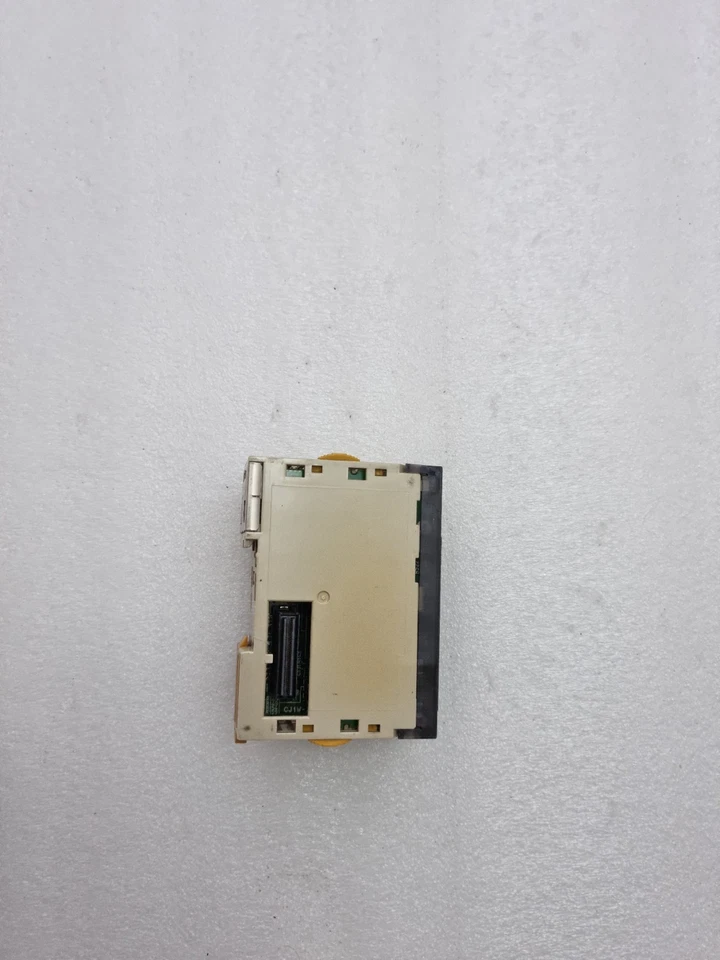 Omron CJ1W-ID261 Input Unit 24Vdc 4mA (Used)